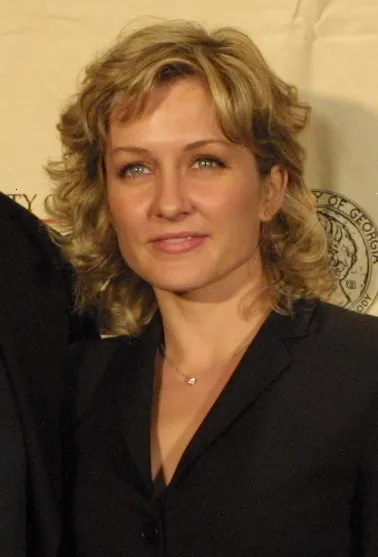 Amy Carlson