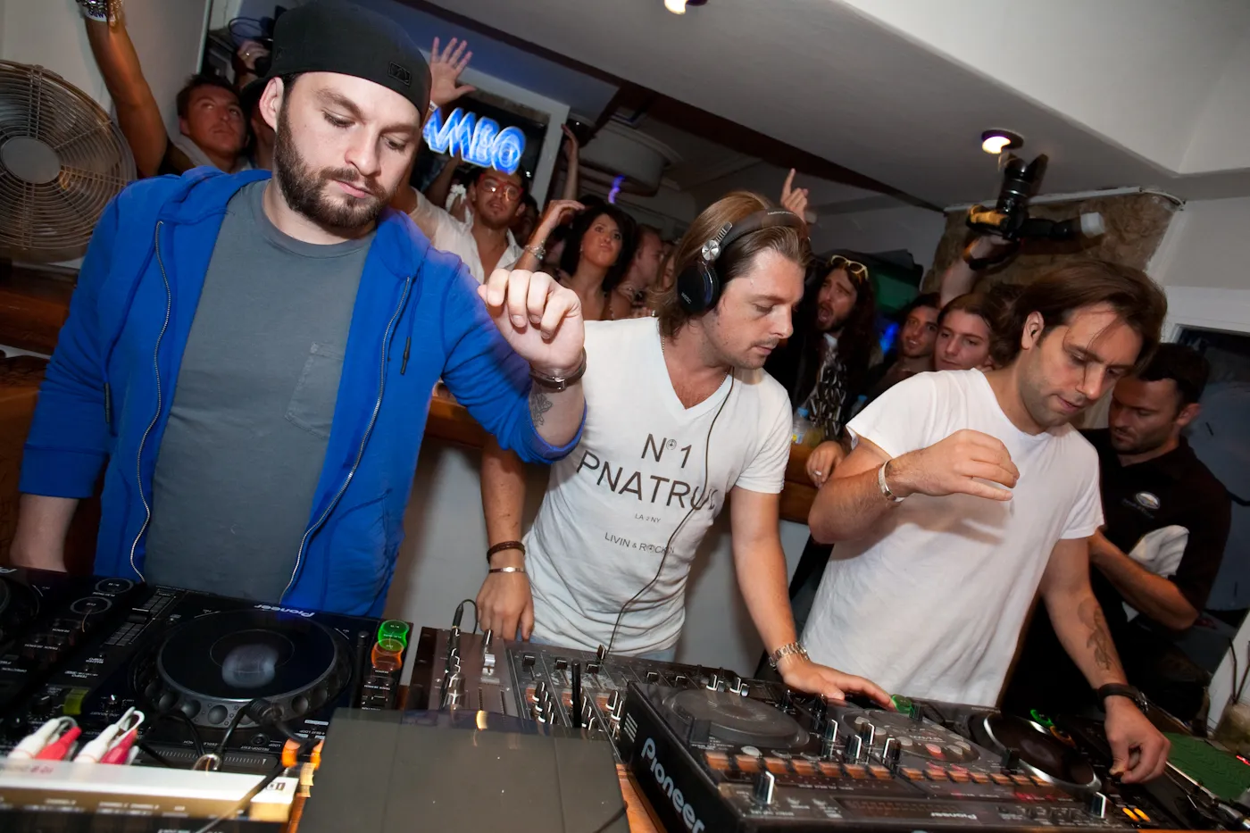Axwell