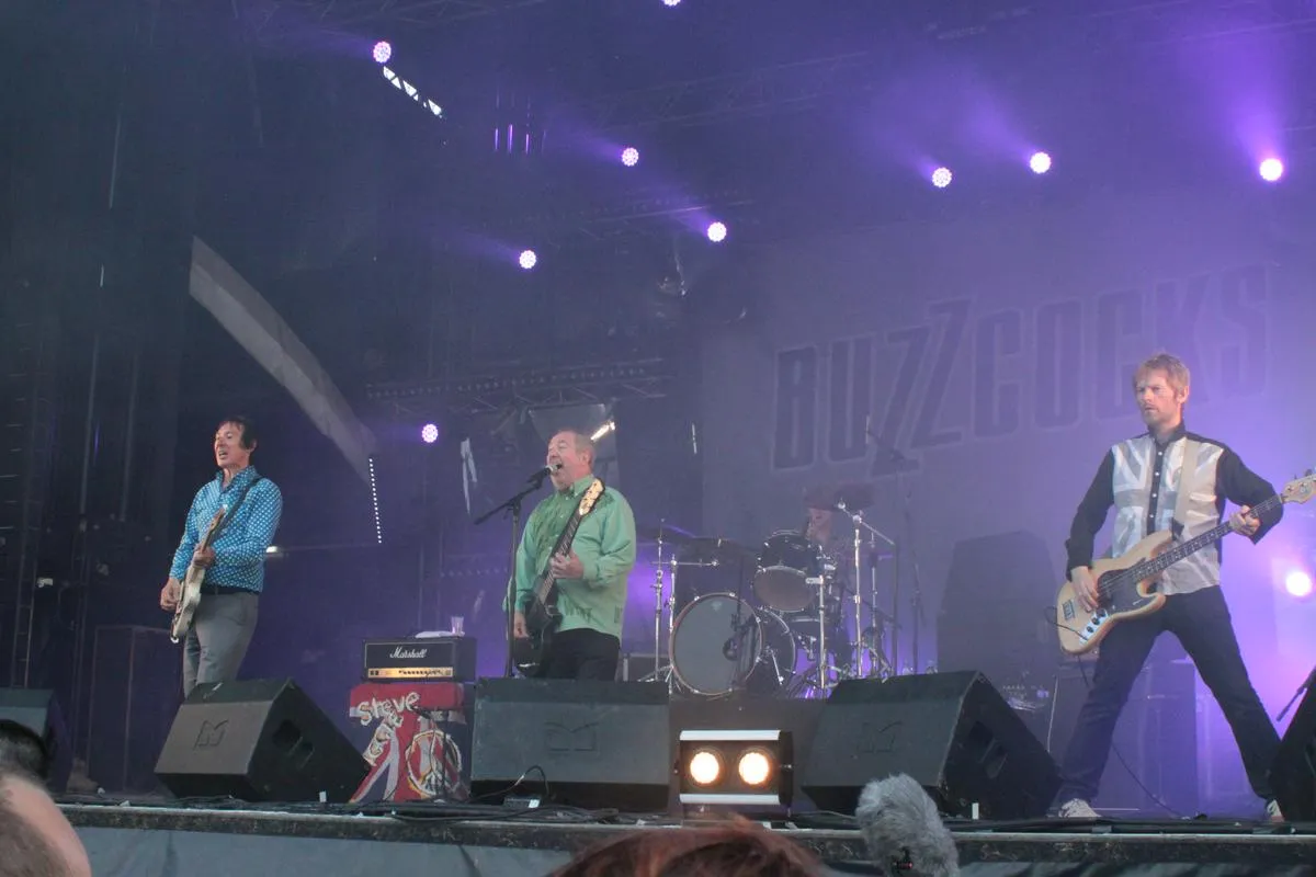 Buzzcocks
