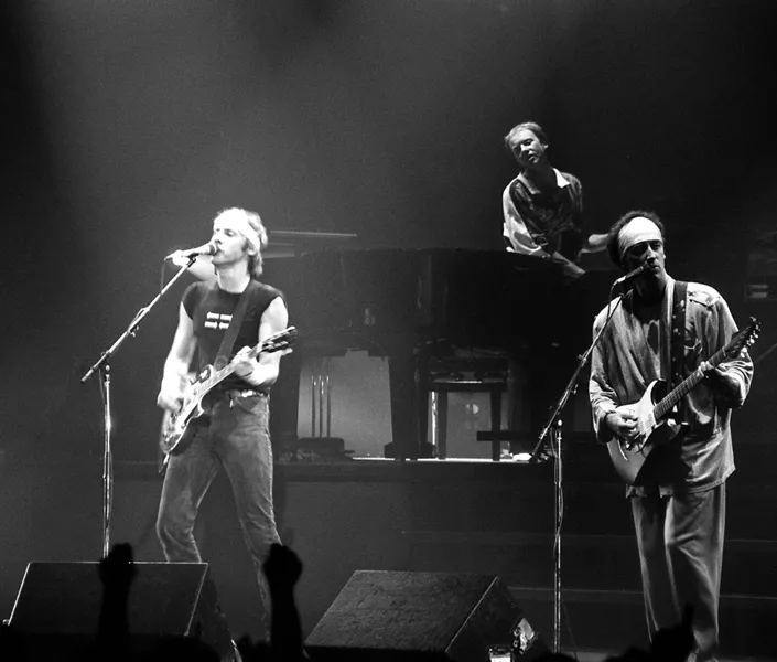 Dire Straits