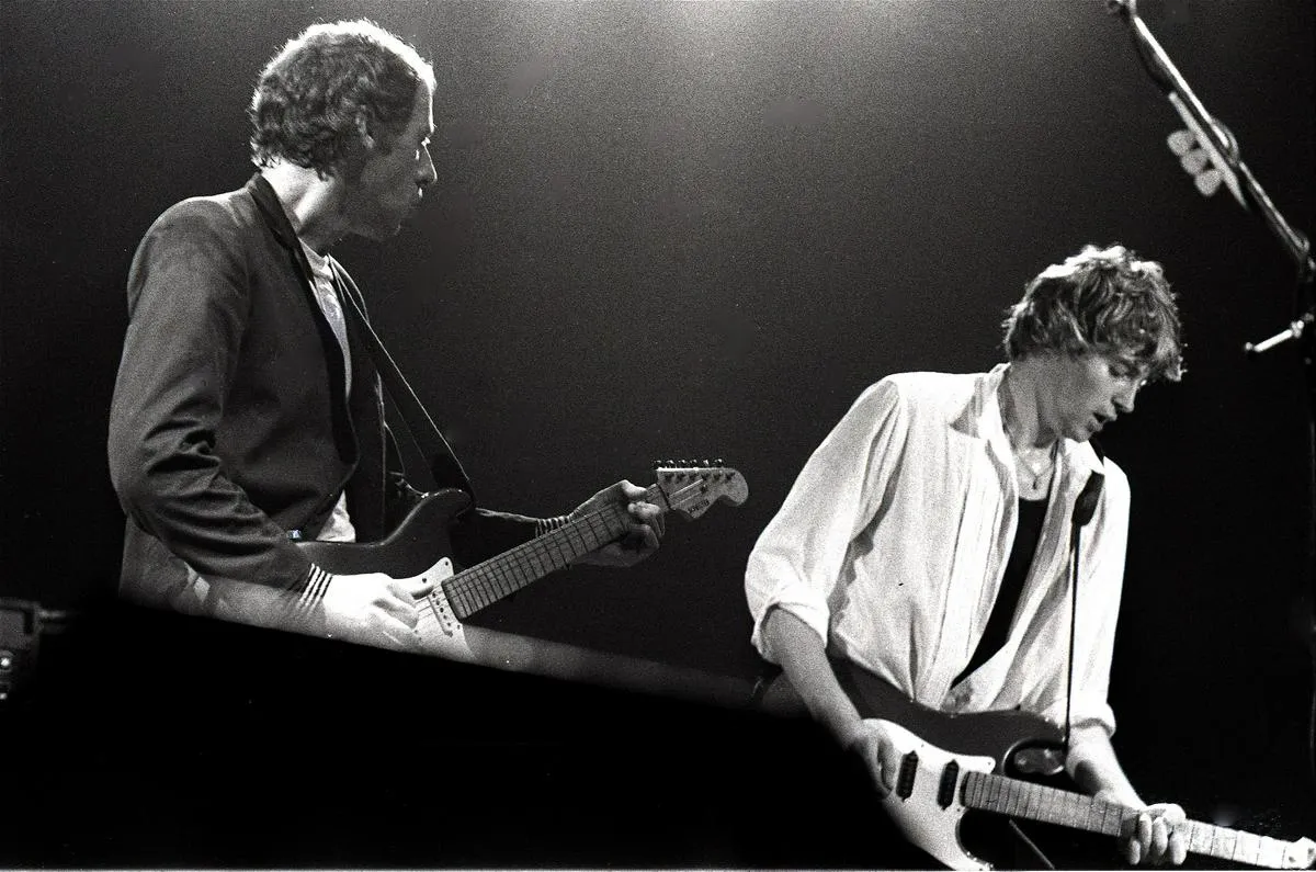 Dire Straits