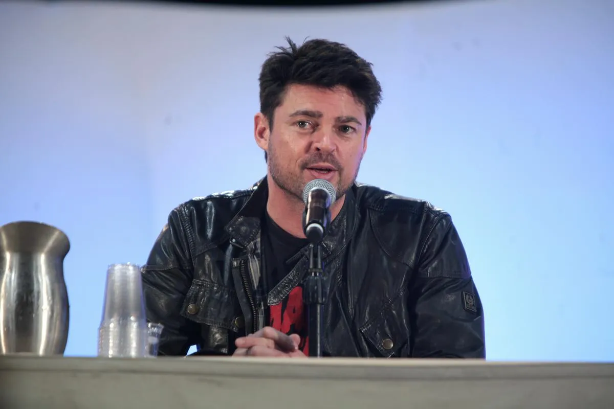 Karl Urban