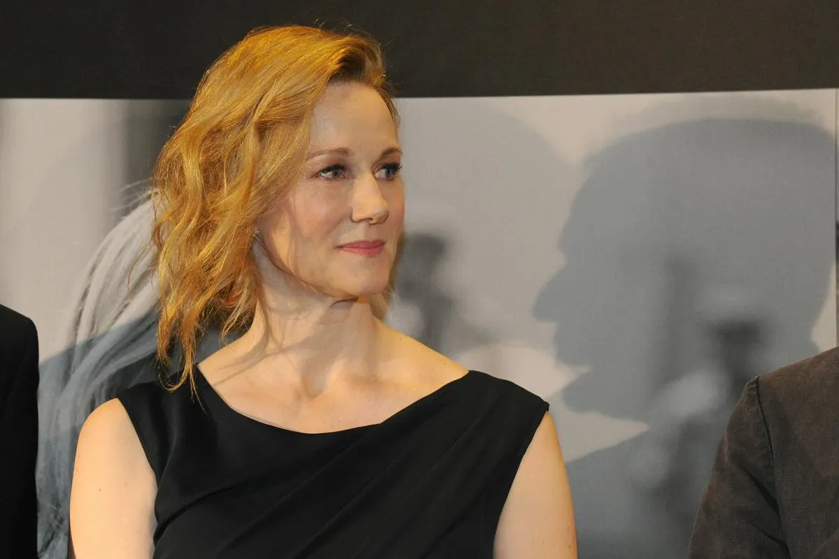 Laura Linney