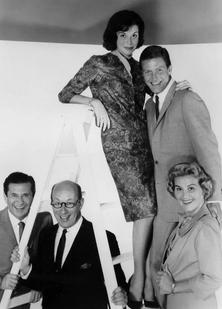 Mary Tyler Moore