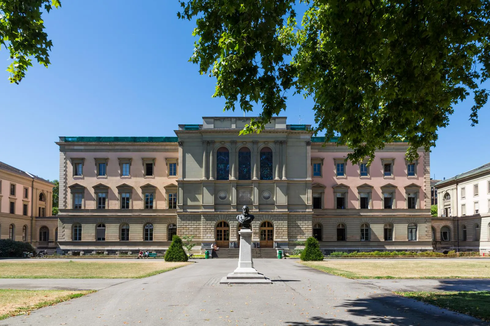 Moritz Schiff