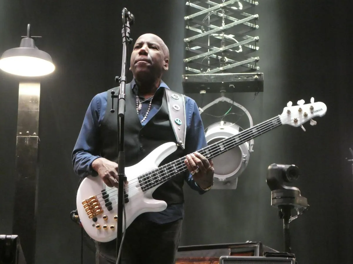 Nathan East