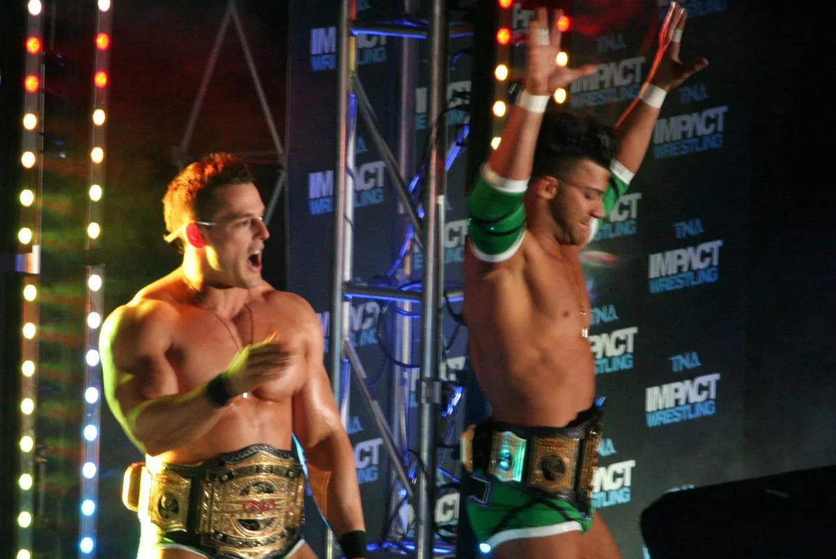 Robbie E