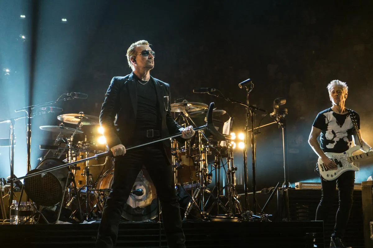 U2