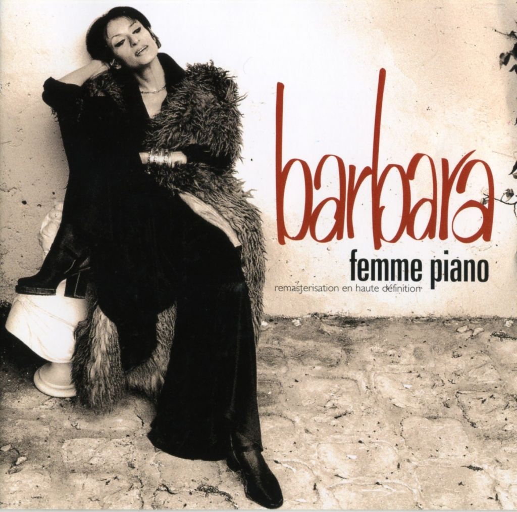 Femme piano