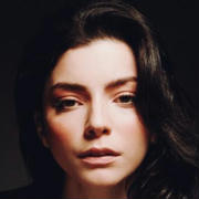 Merve Boluğur