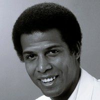 Michael Warren